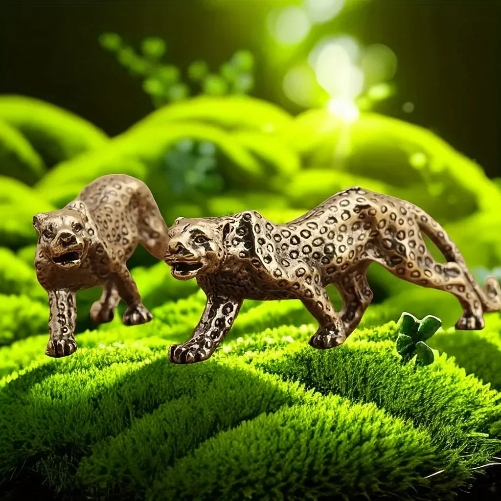 Leopard Figurine